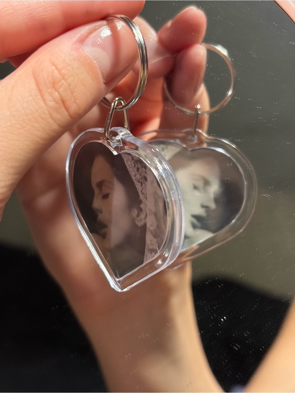 Lana Del Rey keychain - Picture 3 of 3